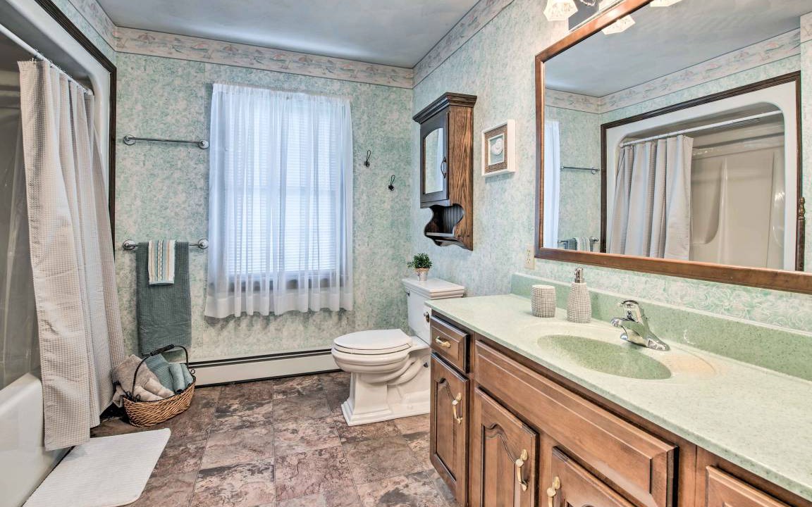 Photo of Bathroom in Lewisburg