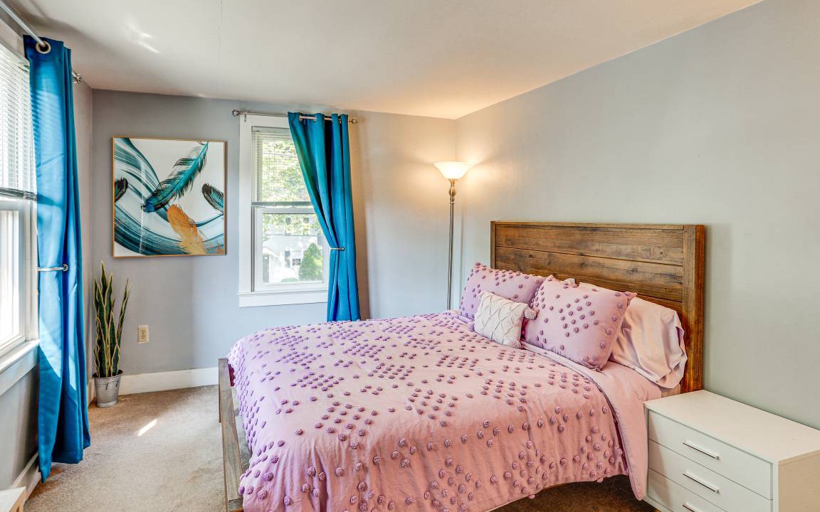 Photo of Bedroom in Annville