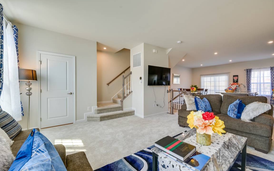 Photo of Livingroom in Potomac