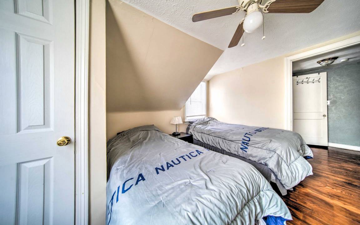 Photo of Bedroom in Eastlake