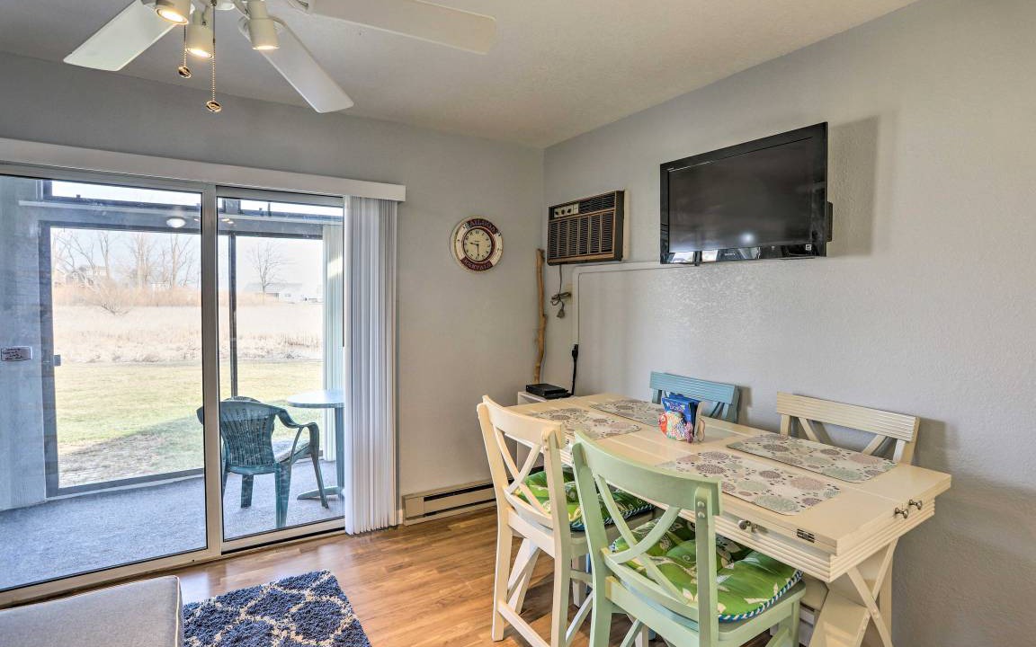 Photo of Livingroom in Oak Harbor