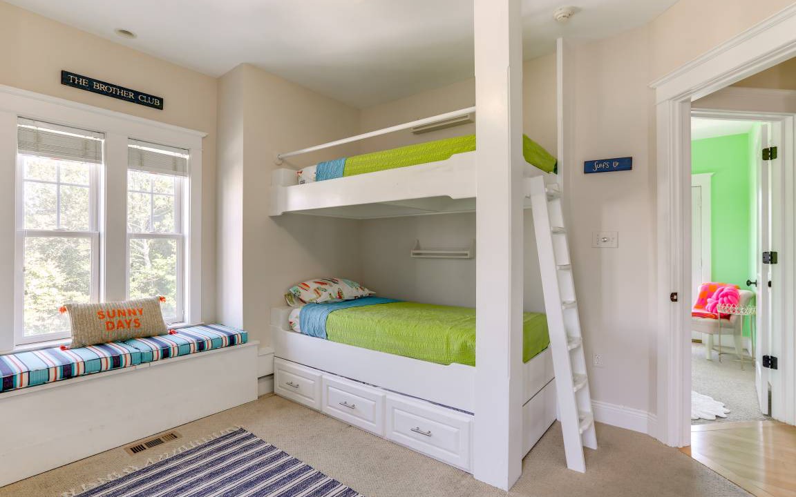 Photo of Bedroom in Avalon