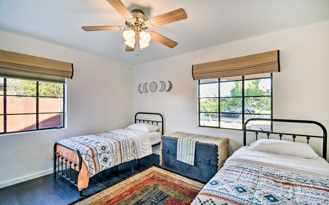 Photo of Bedroom in F. Q. Story