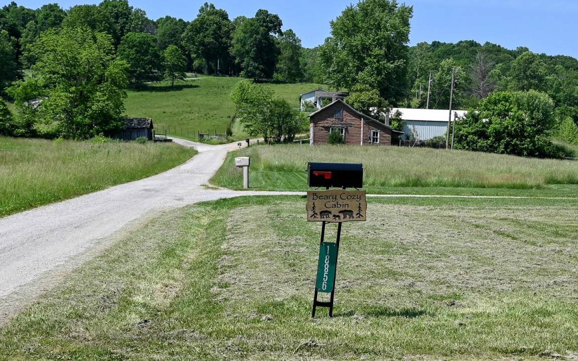 Photo of Others in Laurelville