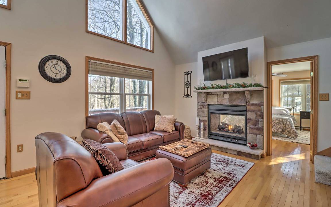 Photo of Livingroom in Albrightsville