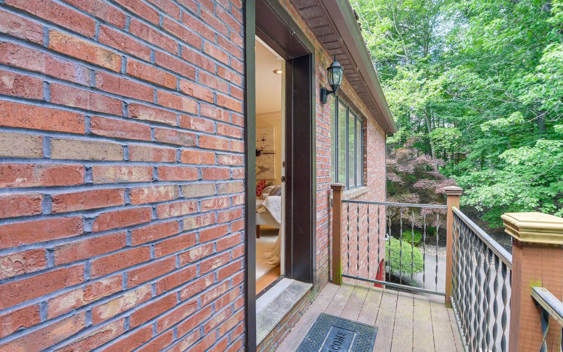 Photo of Patio Balcony in Long Green
