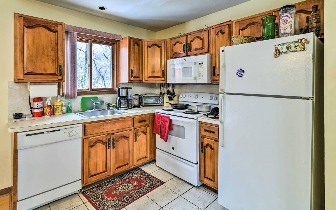 Photo of Kitchen in Pocono Mountain Lake