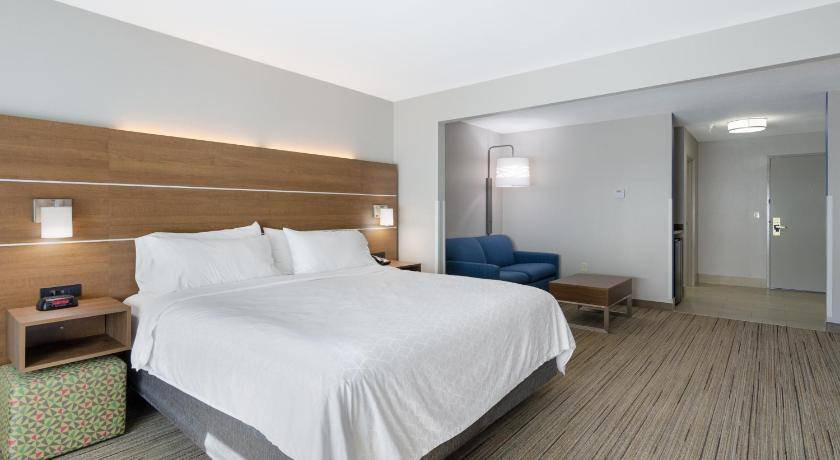 Photo of Bedroom in Weston