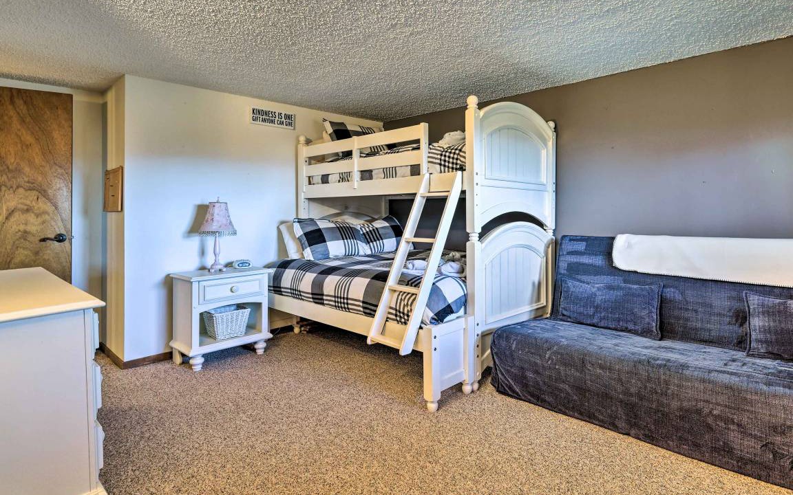 Photo of Bedroom in Village at Camelback