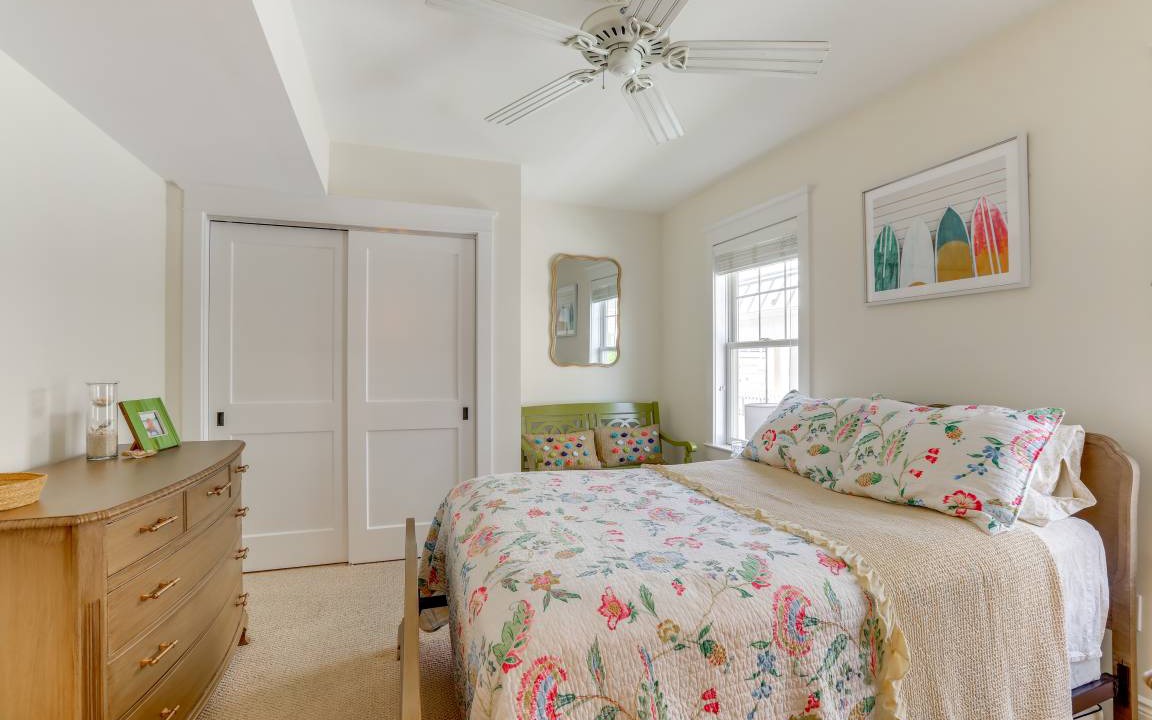 Photo of Bedroom in Avalon