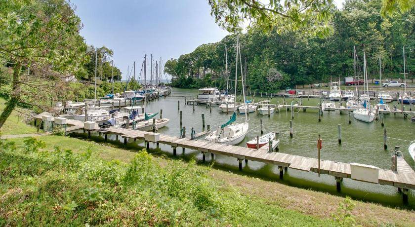 Photo of Others in Calvert Beach-Long Beach