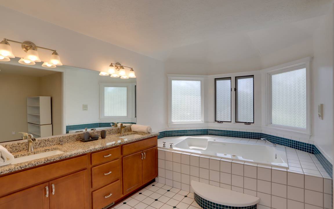 Photo of Bathroom in Amherst