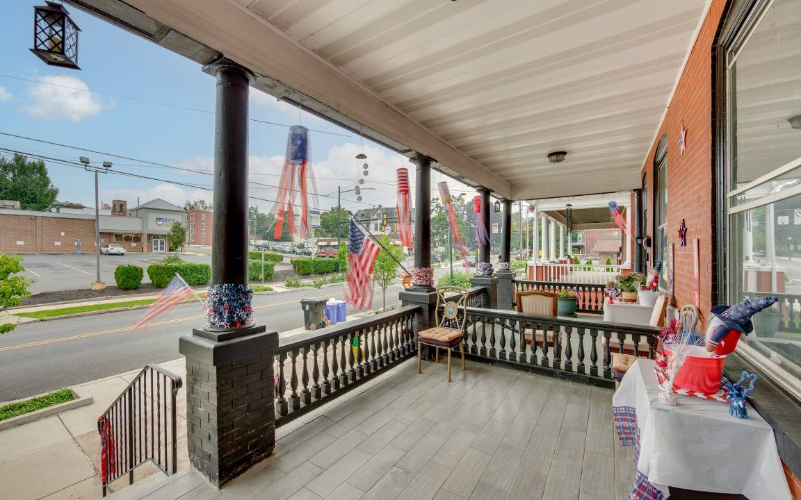 Photo of Patio Balcony in Harrisburg - Hershey