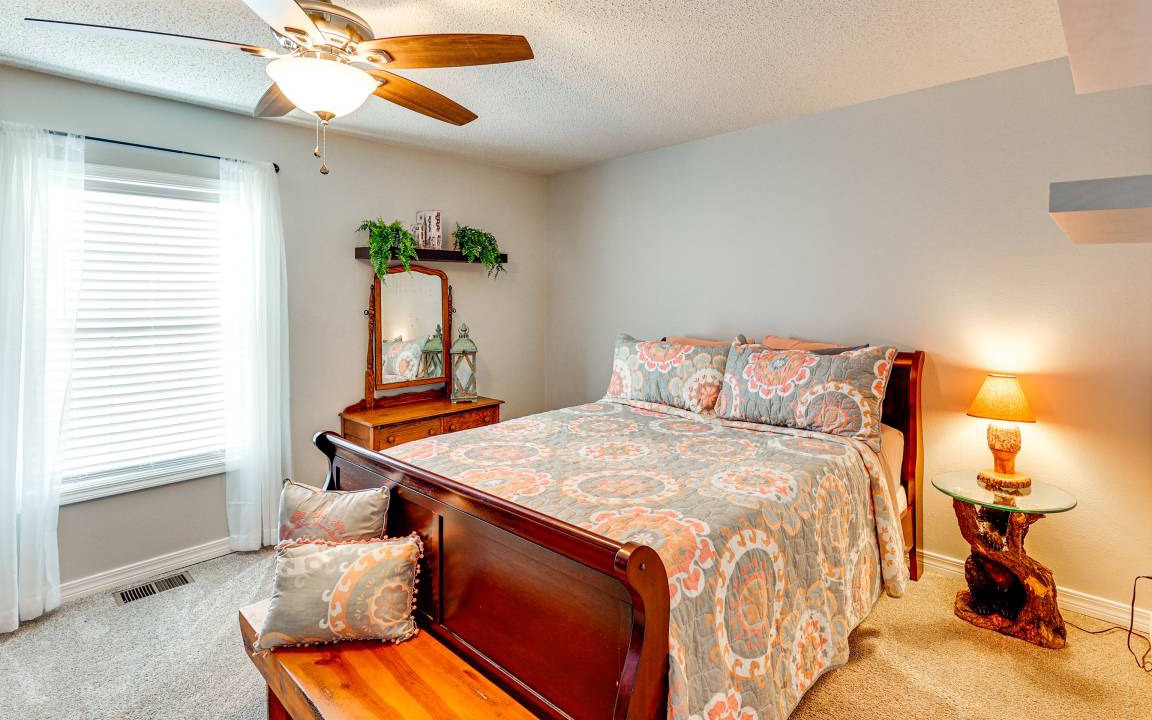 Photo of Bedroom in Russellville