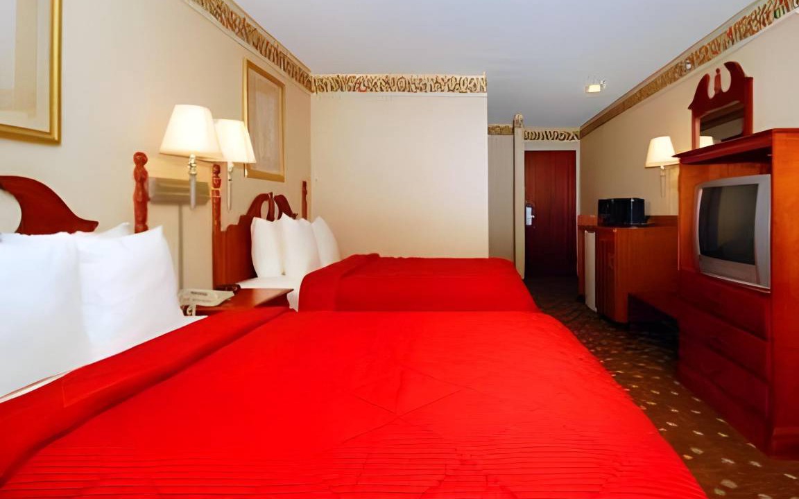 Photo of Bedroom in South Hills