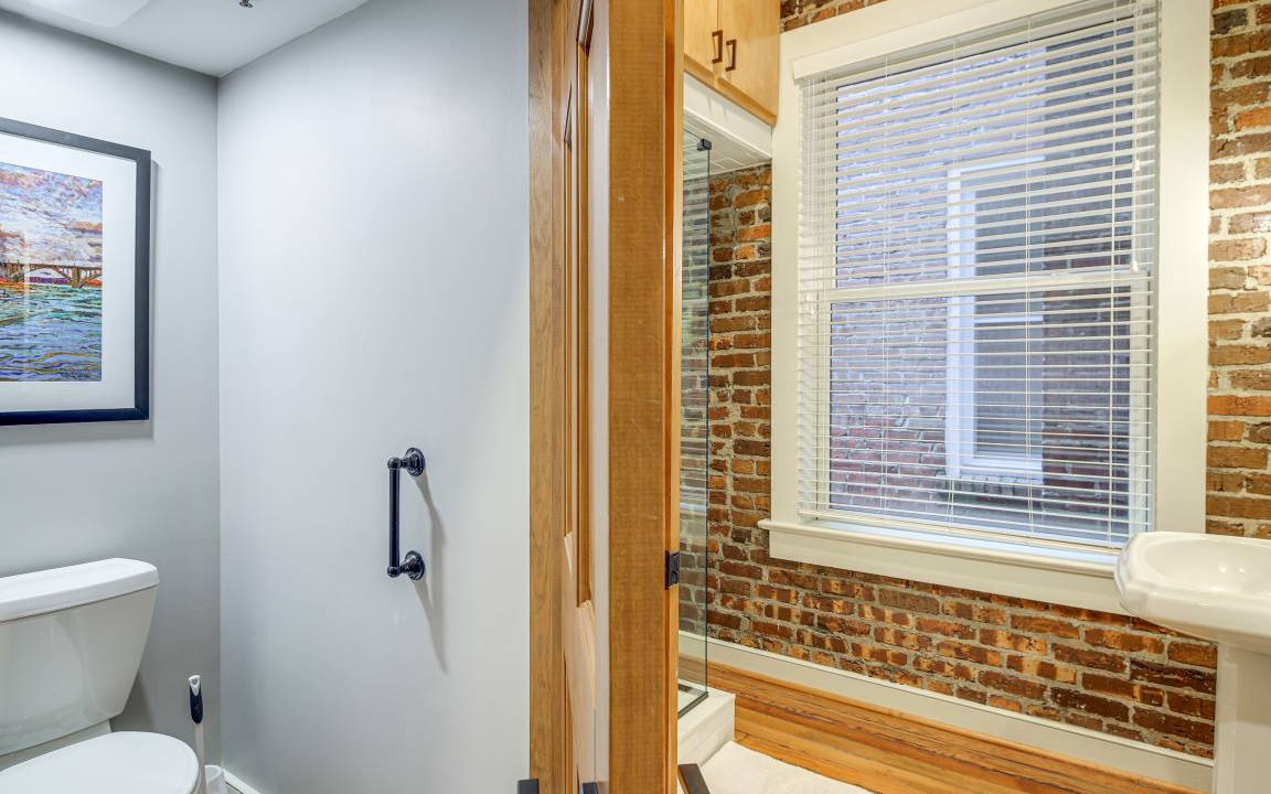 Photo of Bathroom in Downtown Knoxville