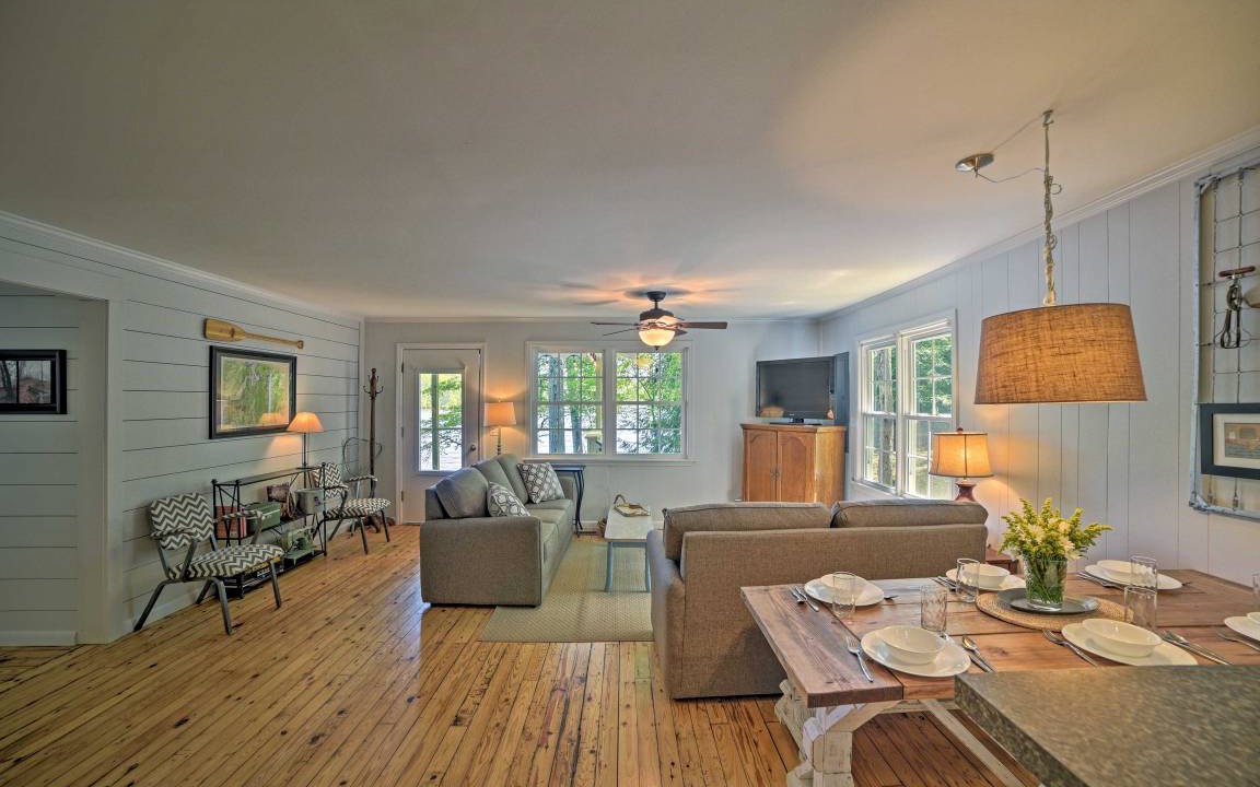 Photo of Livingroom in Harrison