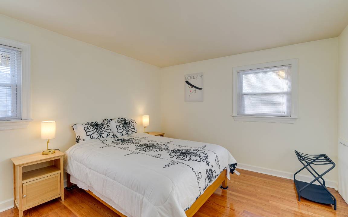 Photo of Bedroom in Newington