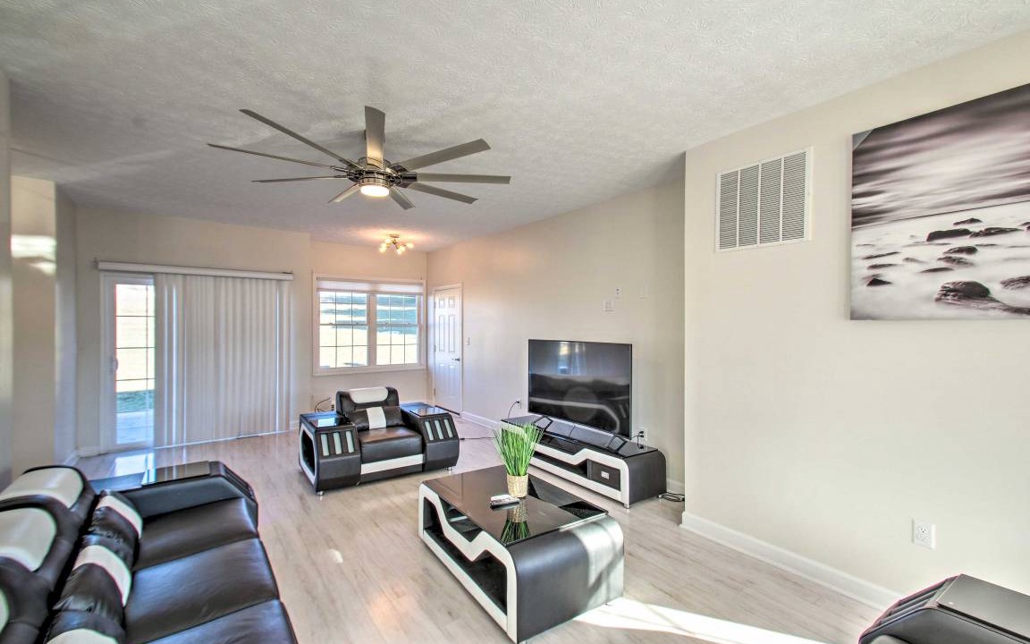 Photo of Livingroom in Harrisonburg