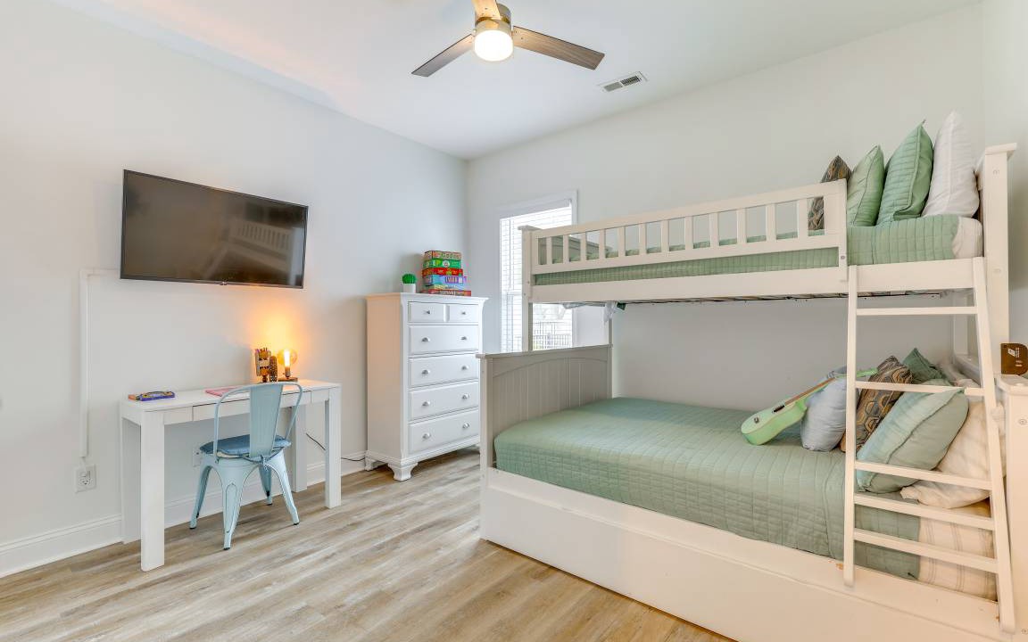 Photo of Bedroom in Yaupon Beach