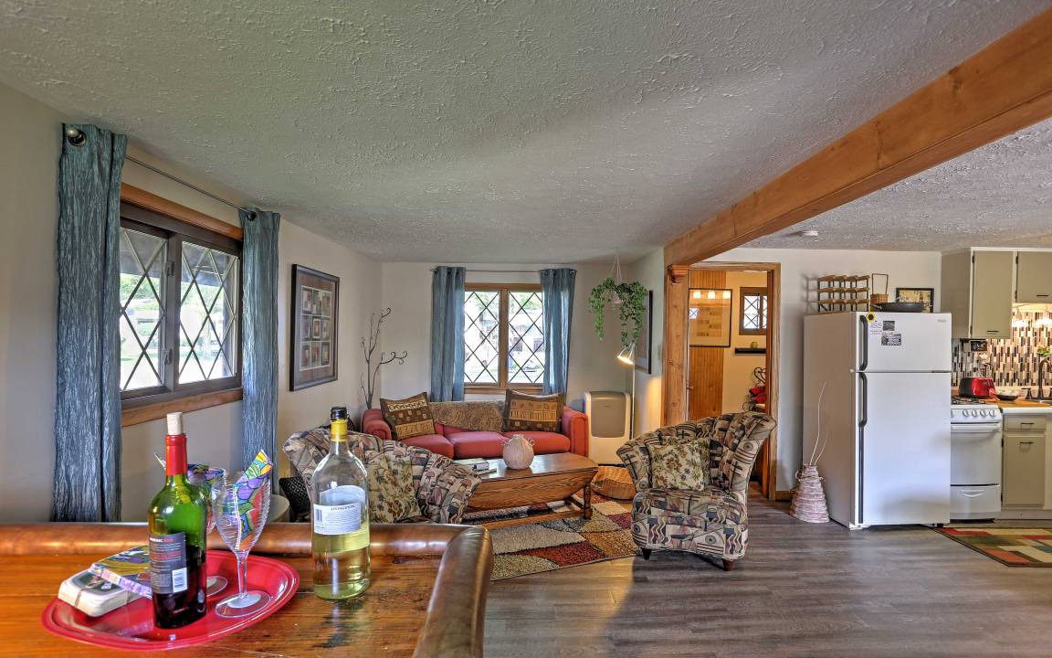 Photo of Livingroom in Lakeview