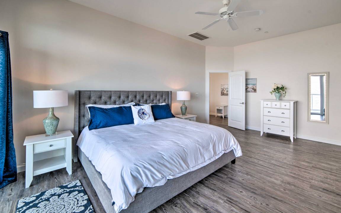 Photo of Bedroom in Point Lookout