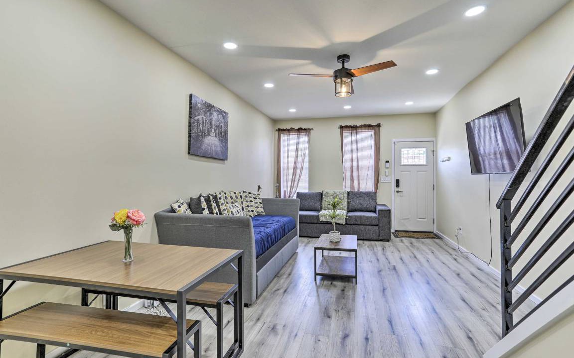 Photo of Livingroom in Frankford