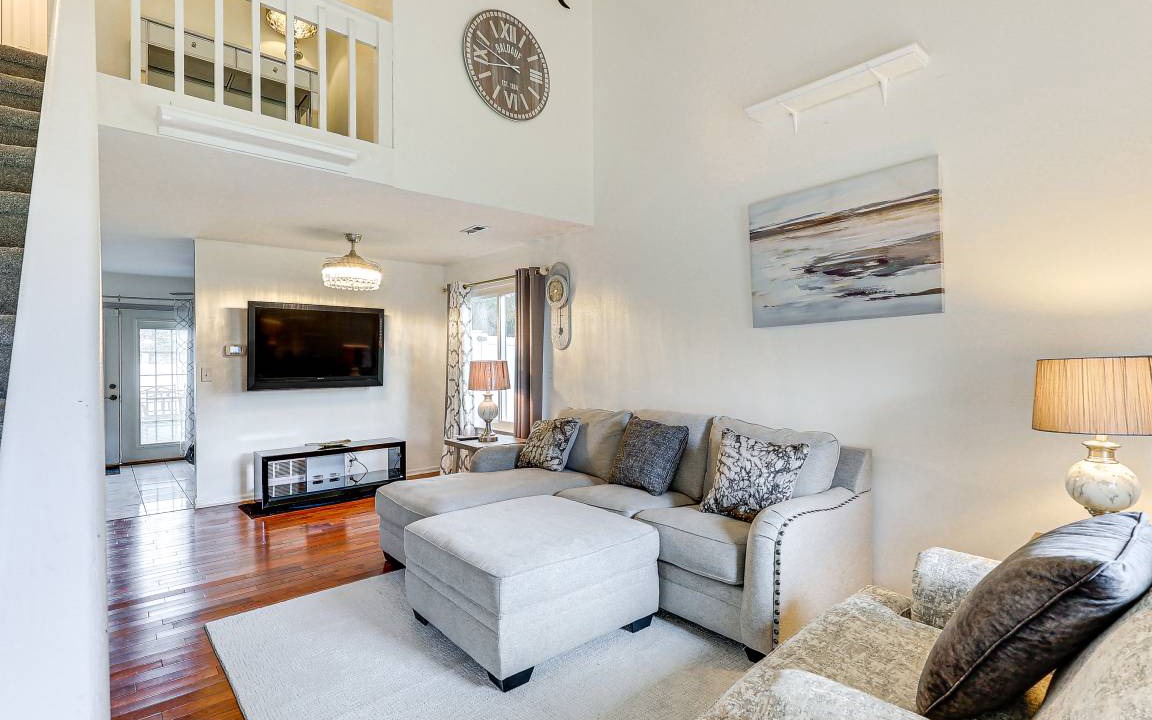Photo of Livingroom in Dover
