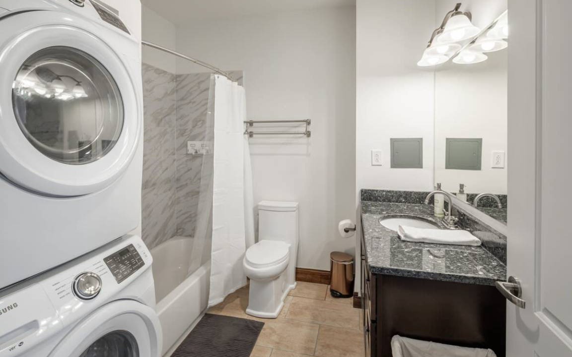 Photo of Bathroom in West Poplar
