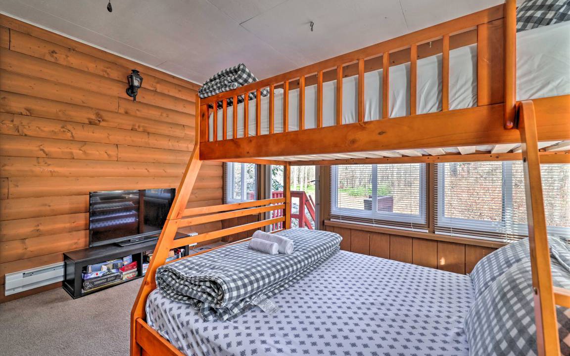 Photo of Bedroom in East Stroudsburg