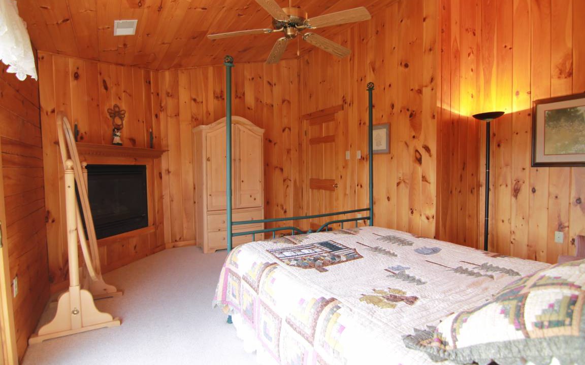 Photo of Bedroom in Aquashicola