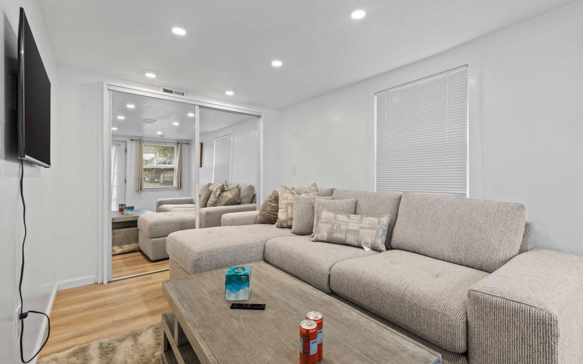 Photo of Livingroom in Silver Spring