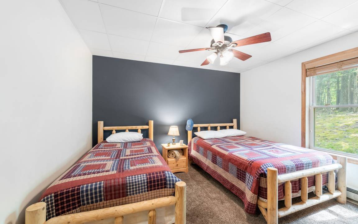 Photo of Bedroom in Lake Harmony Estates