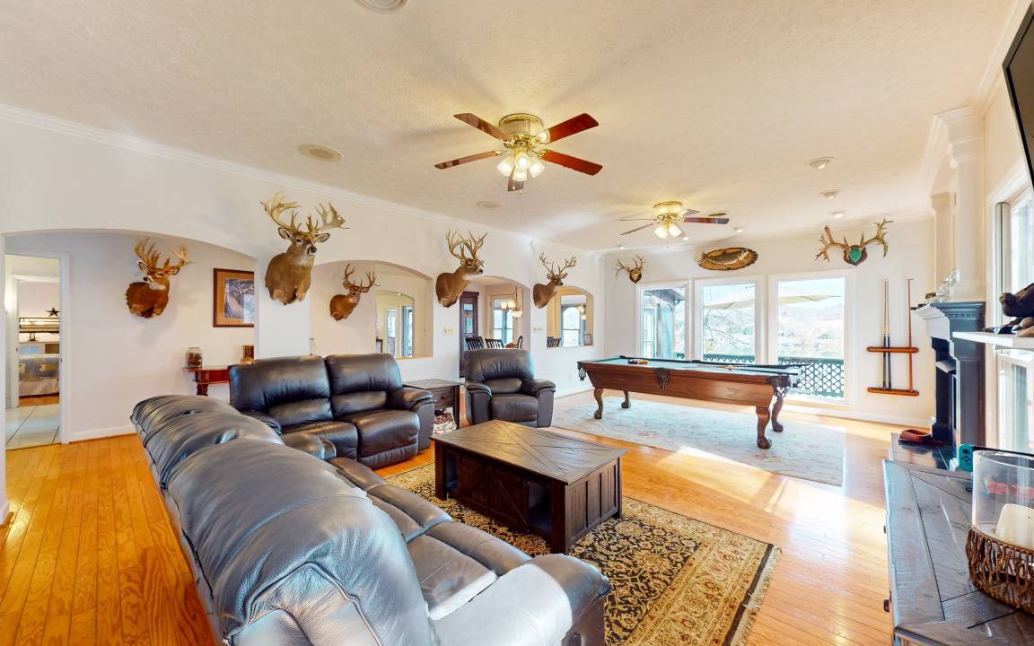 Photo of Livingroom in Pulaski