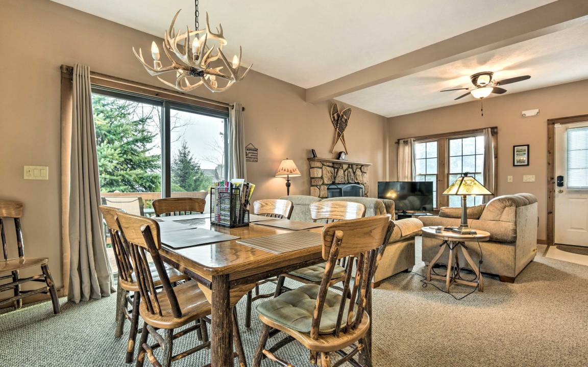 Photo of Livingroom in Tannersville