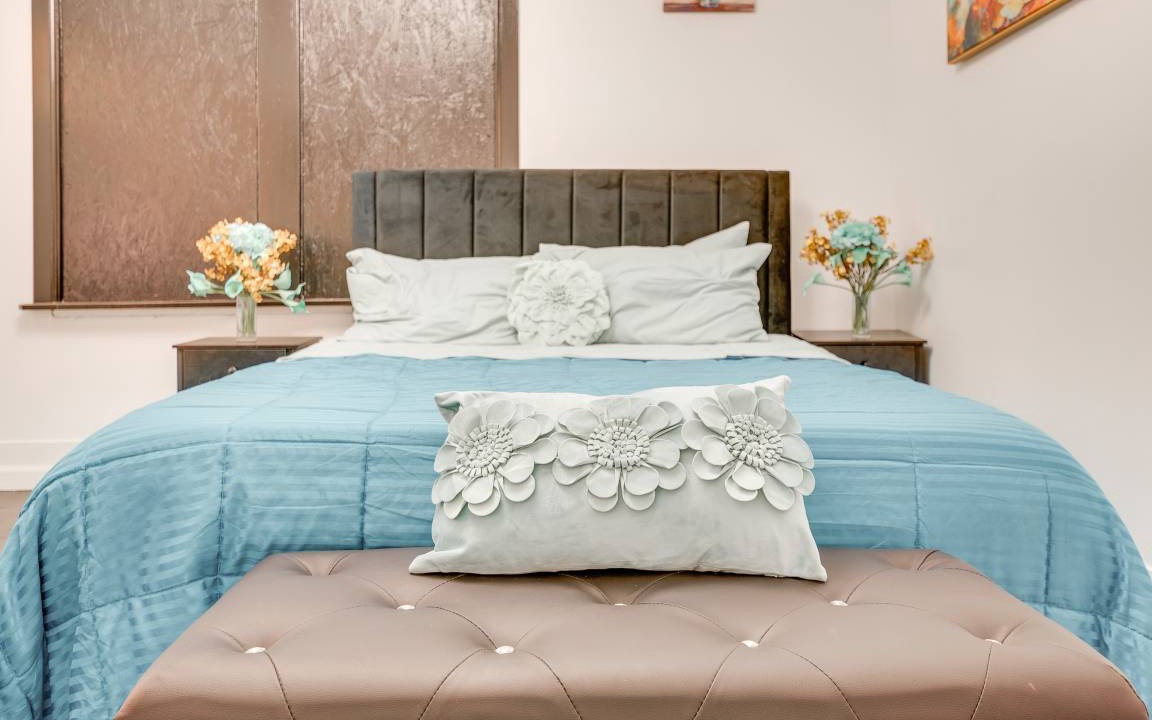 Photo of Bedroom in Weequahic