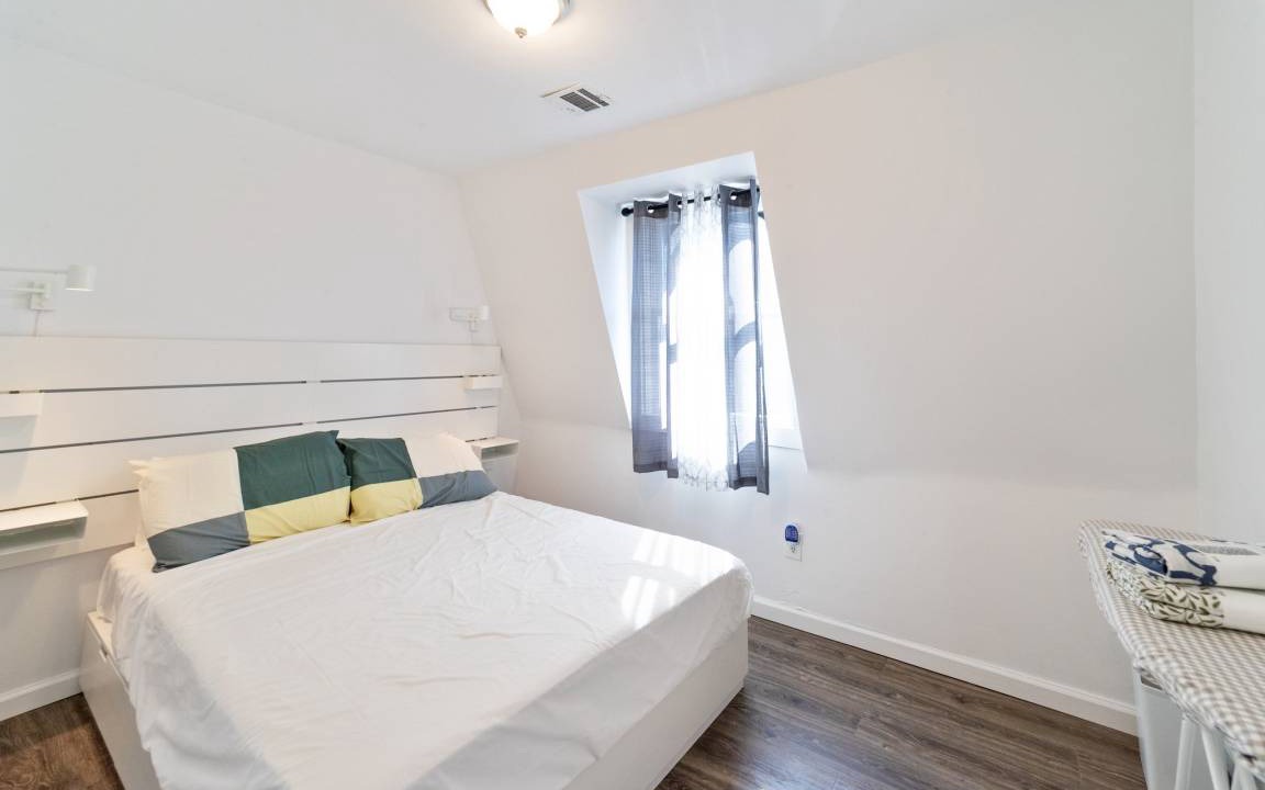 Photo of Bedroom in Hackensack River Waterfront