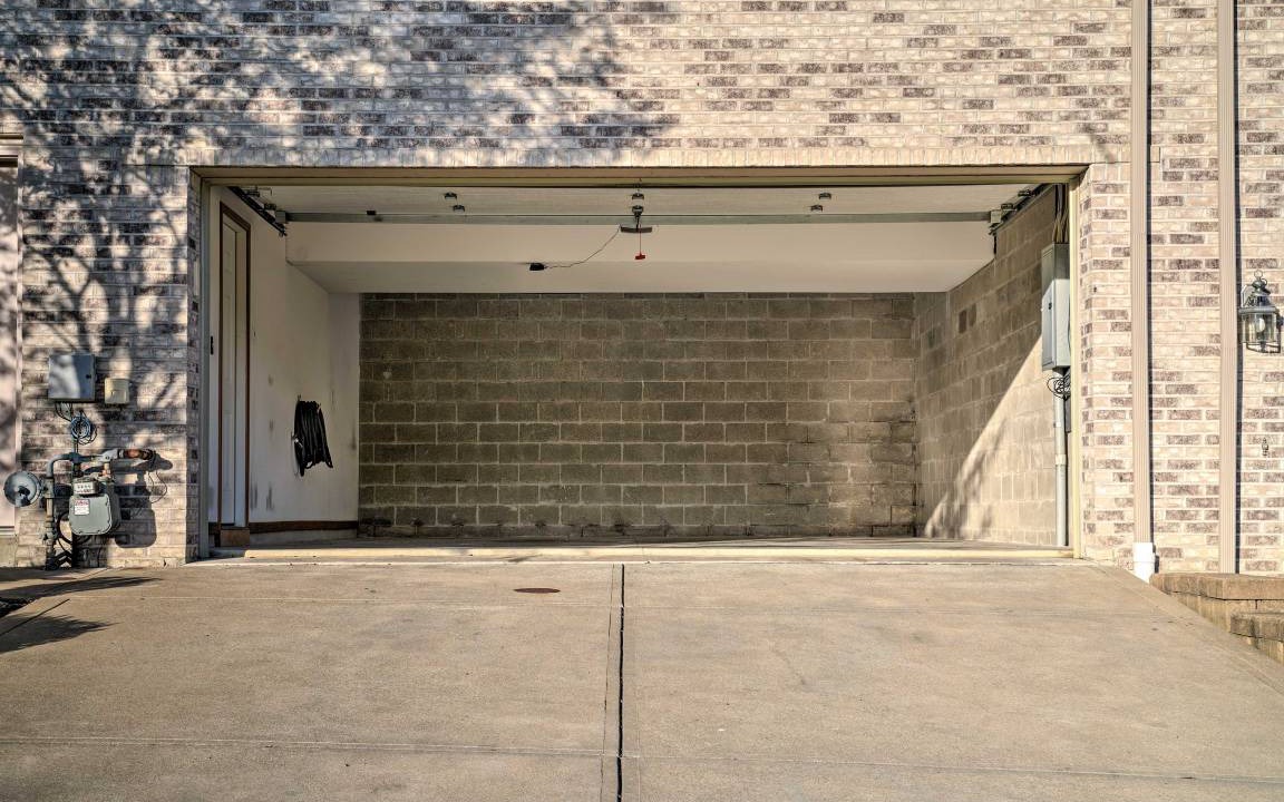 Photo of Others in Monroeville