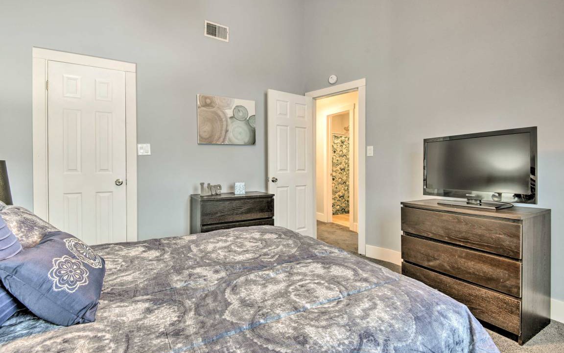 Photo of Bedroom in Mount Pocono