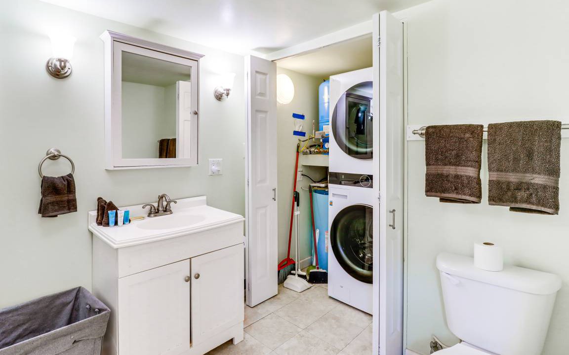 Photo of Bathroom in Point Lookout