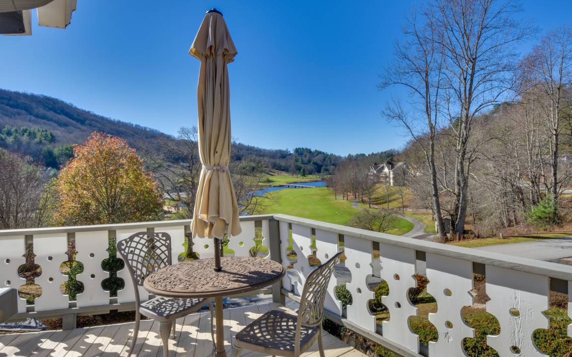 Photo of Patio Balcony in Sky Valley