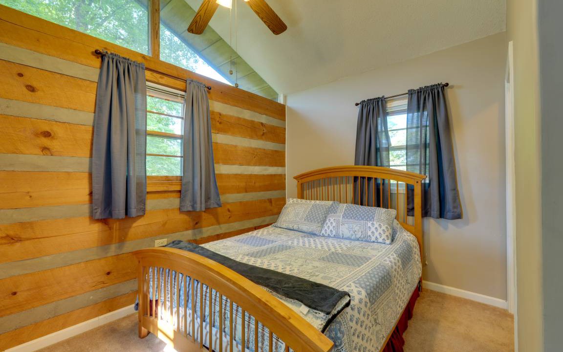 Photo of Bedroom in Greene County