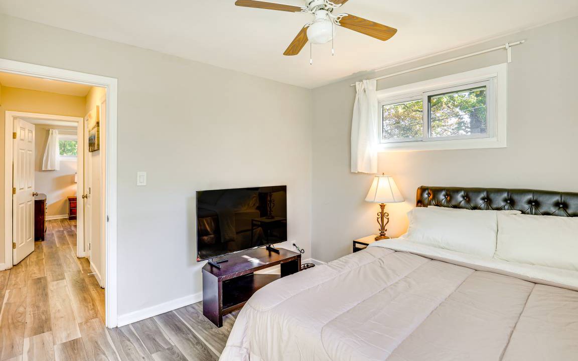 Photo of Bedroom in Rosedale