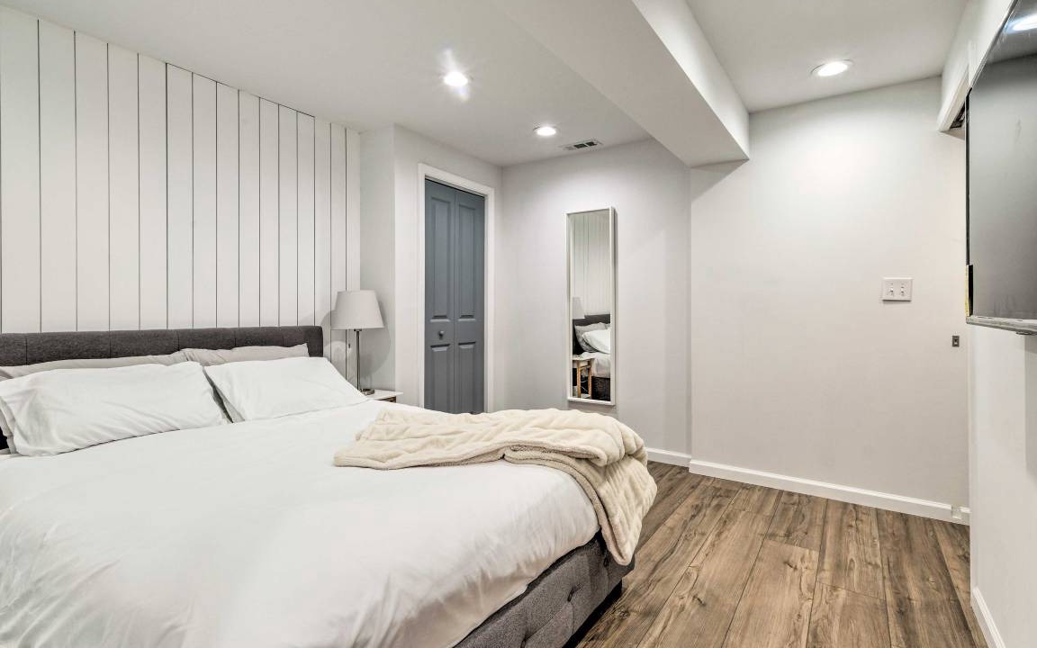 Photo of Bedroom in Landover