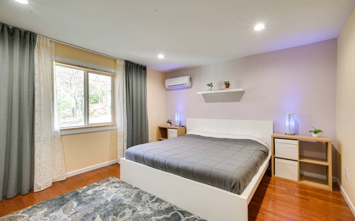 Photo of Bedroom in Points