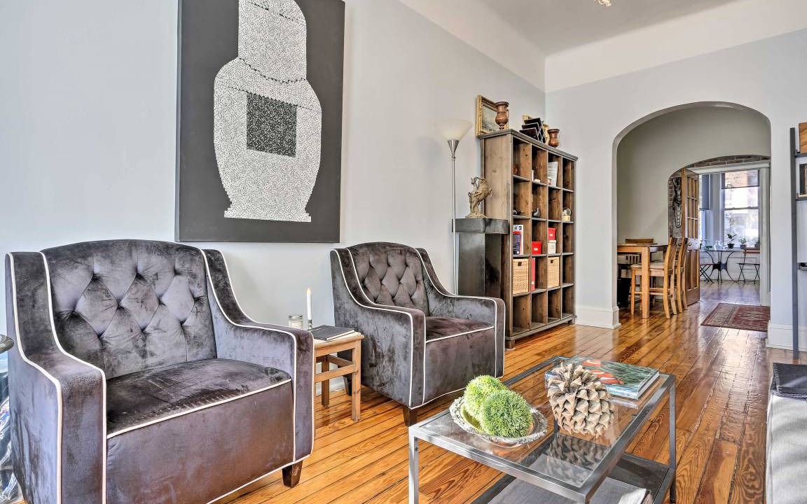 Photo of Livingroom in McGinley Square