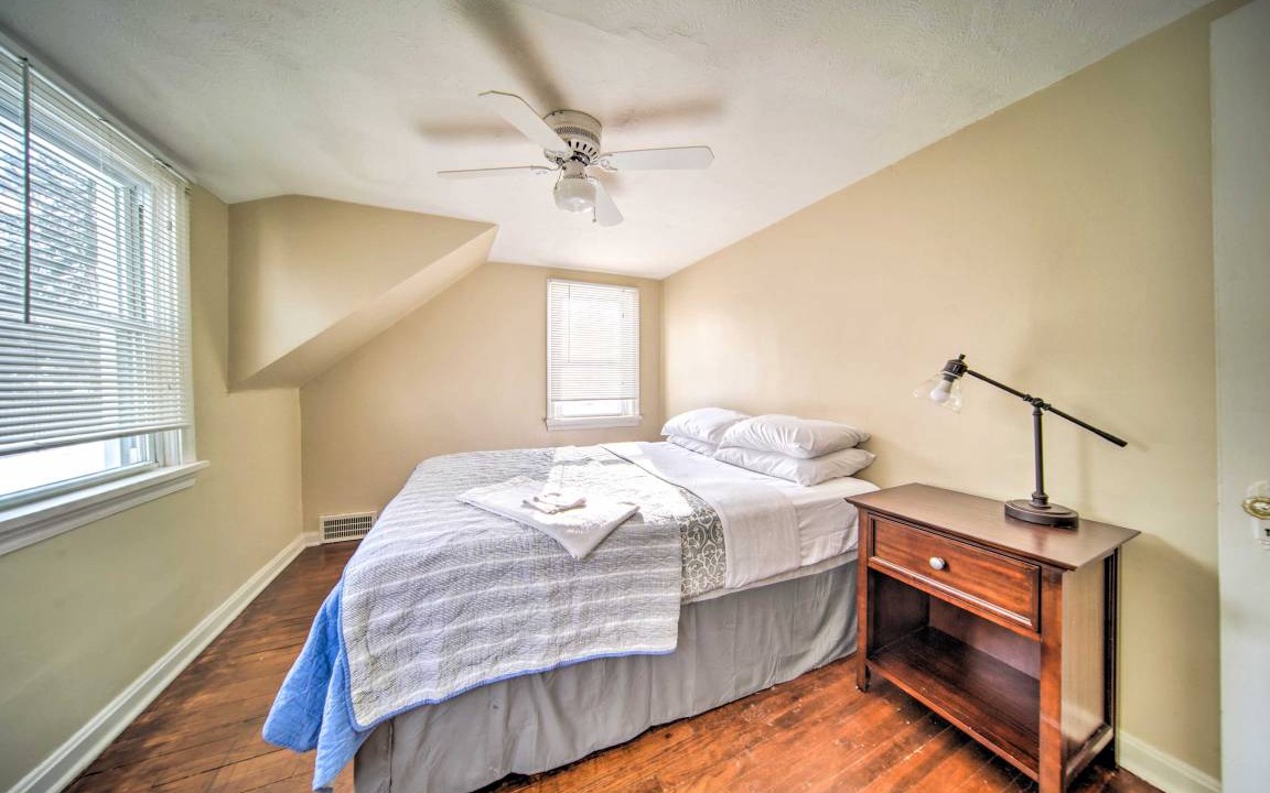 Photo of Bedroom in Eastlake