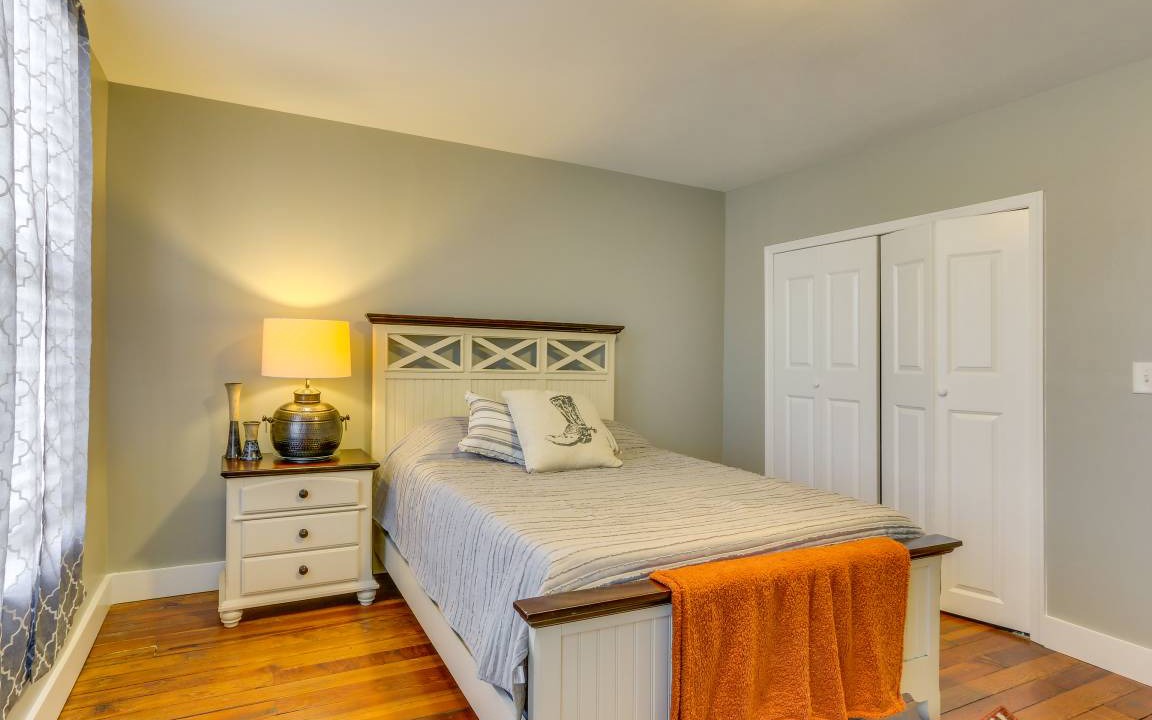 Photo of Bedroom in Emmitsburg