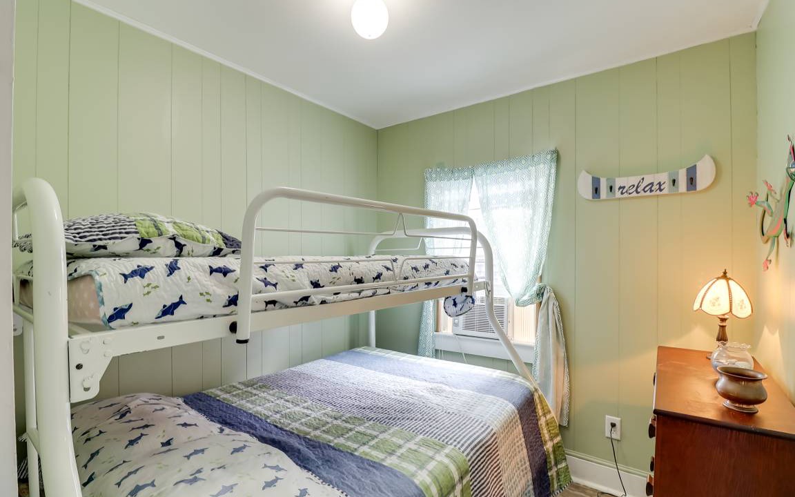 Photo of Bedroom in Long Neck