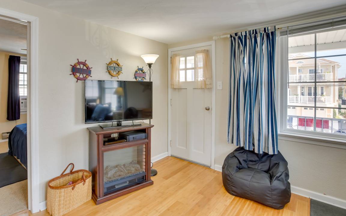 Photo of Livingroom in North Wildwood